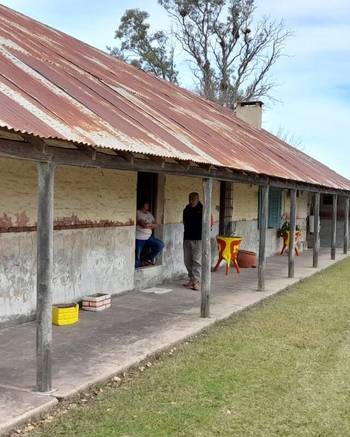 En Yeso Oeste-La Paz: El centenario almacén «Lo de Miscovich» mantiene sus puertas abiertas