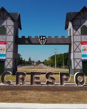 Crespo celebró 138 años: un viaje a las raíces ferroviarias y el crisol de razas